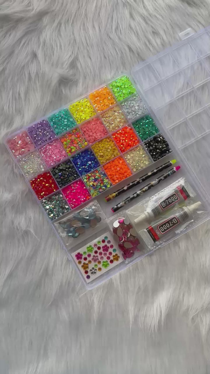 Bling it on! Crafty kit - 24 colors