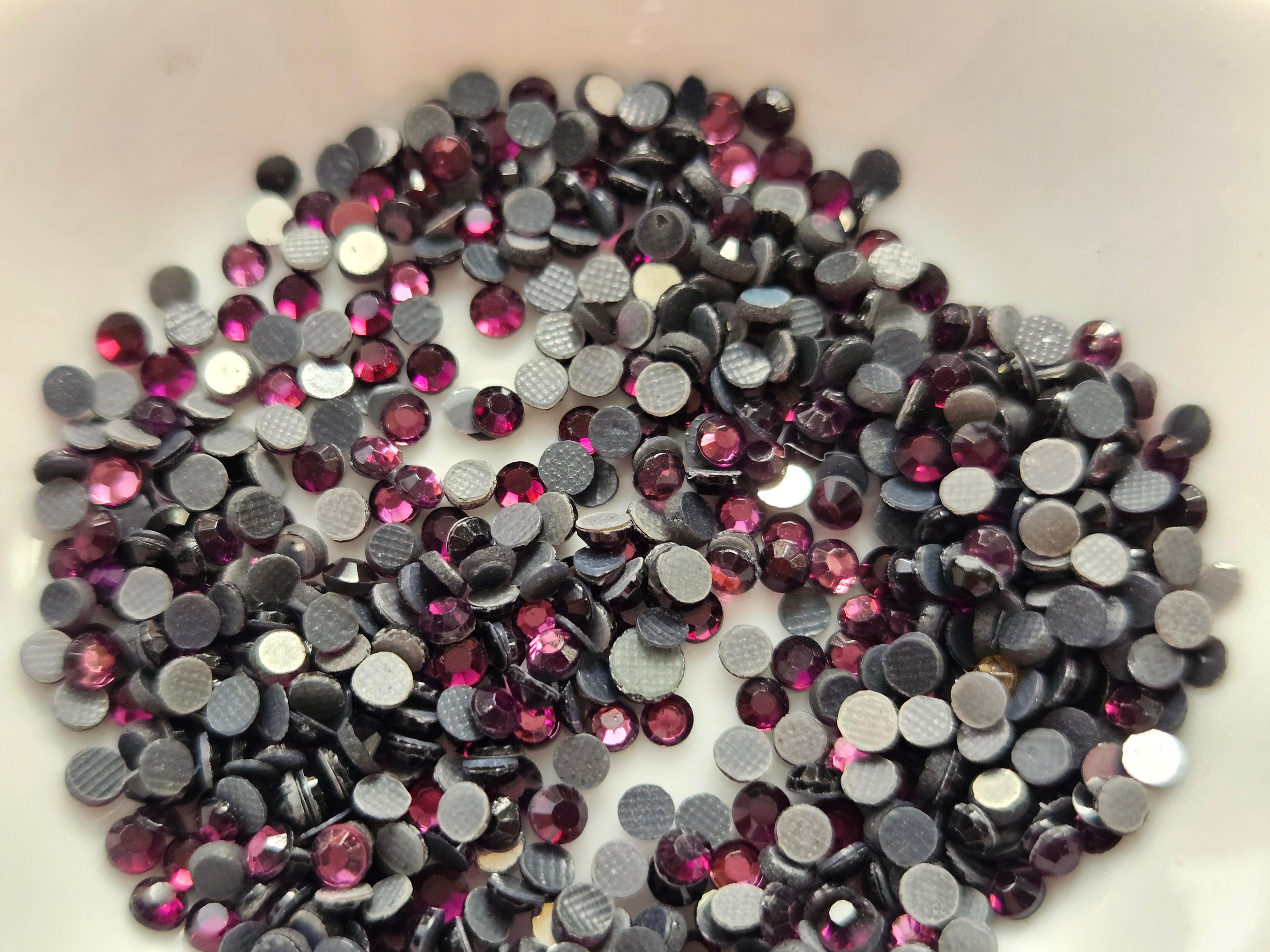 Glass stones -beadzazzling