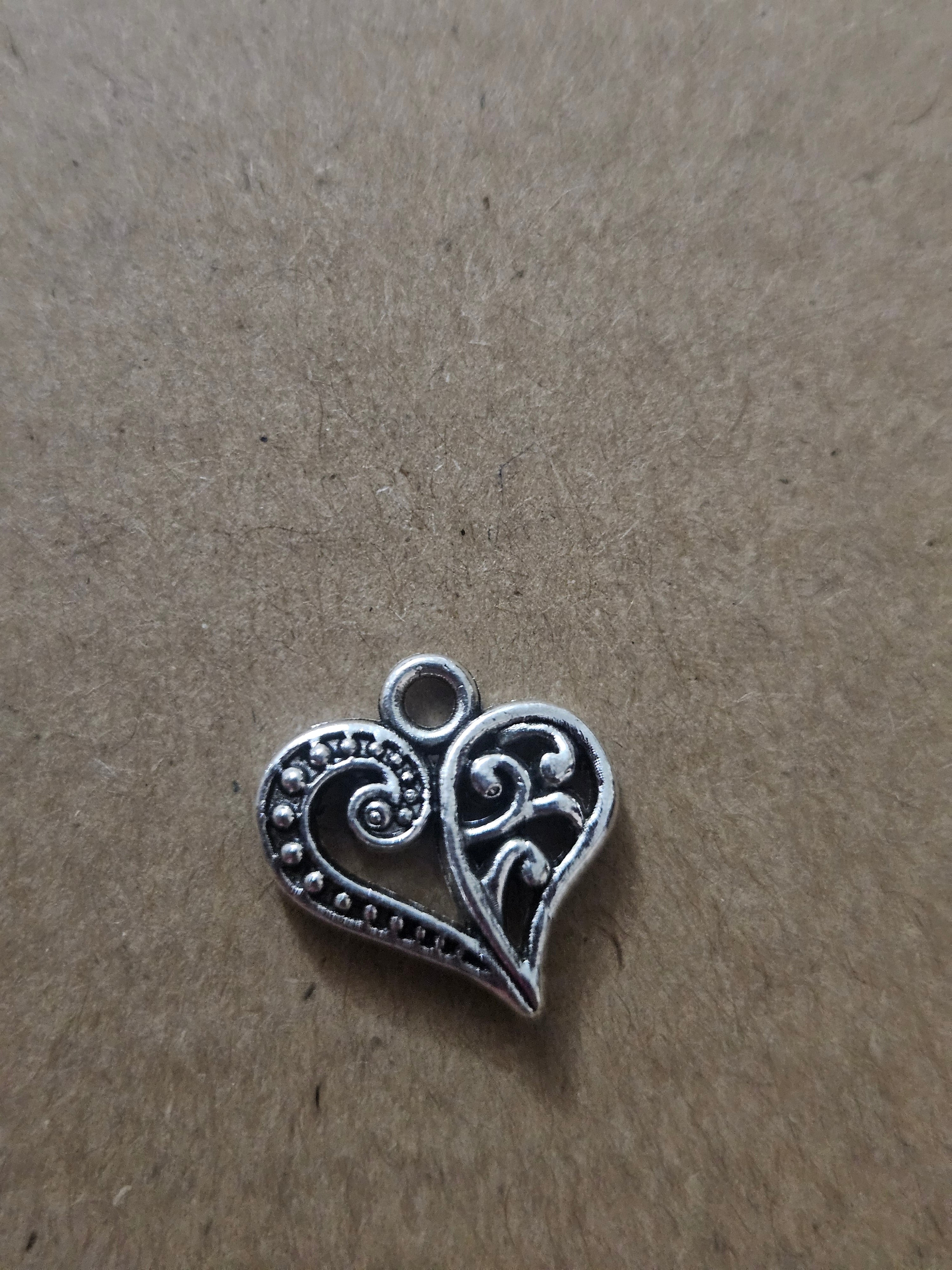Metal Charms - ♡