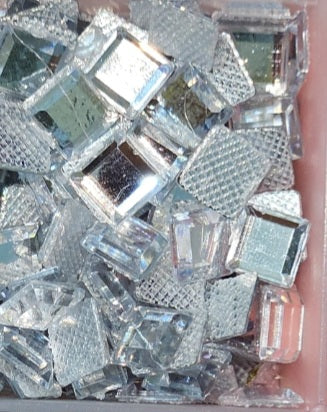 Resin beadzazzling stones