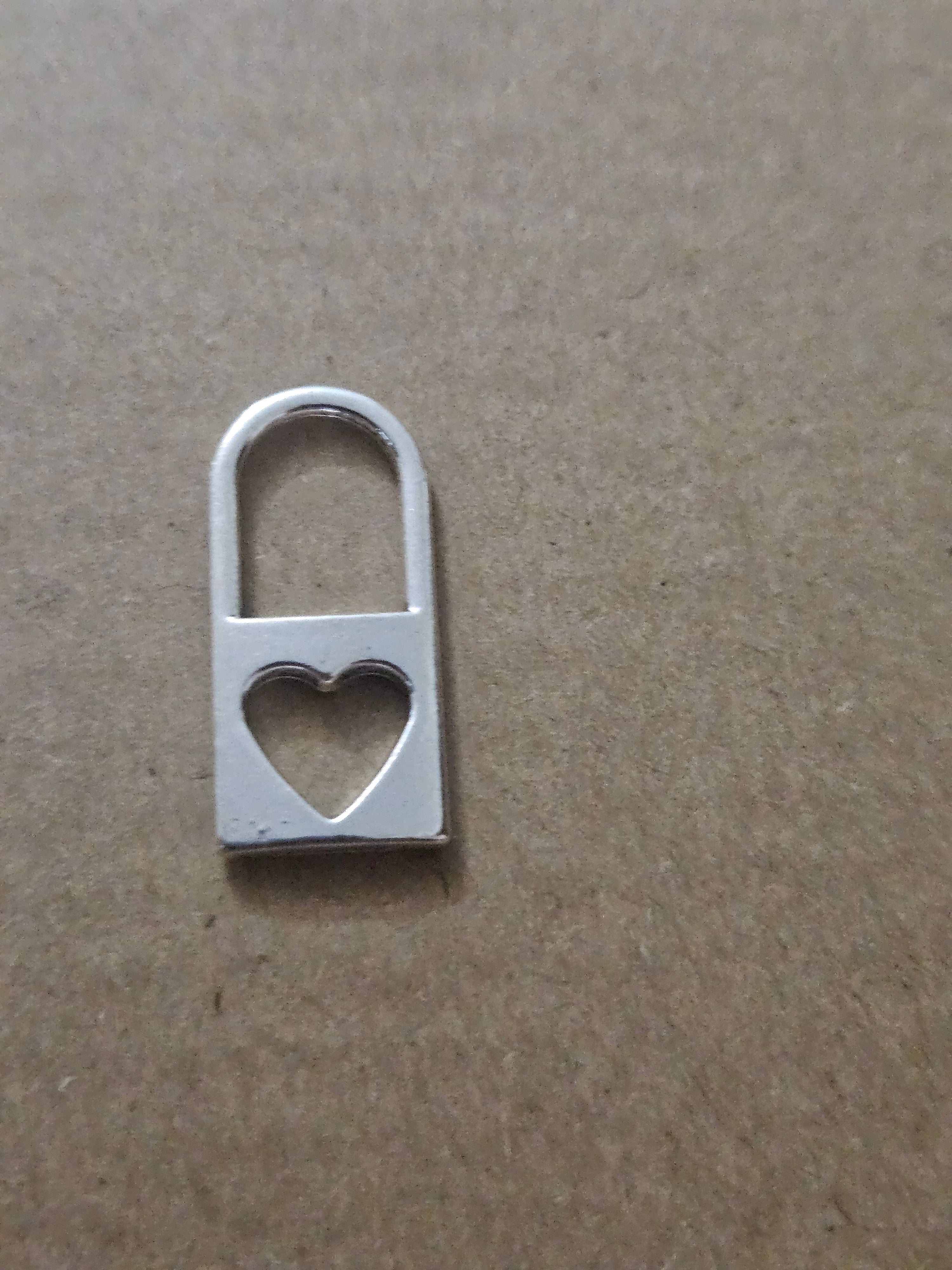Metal Charms - ♡