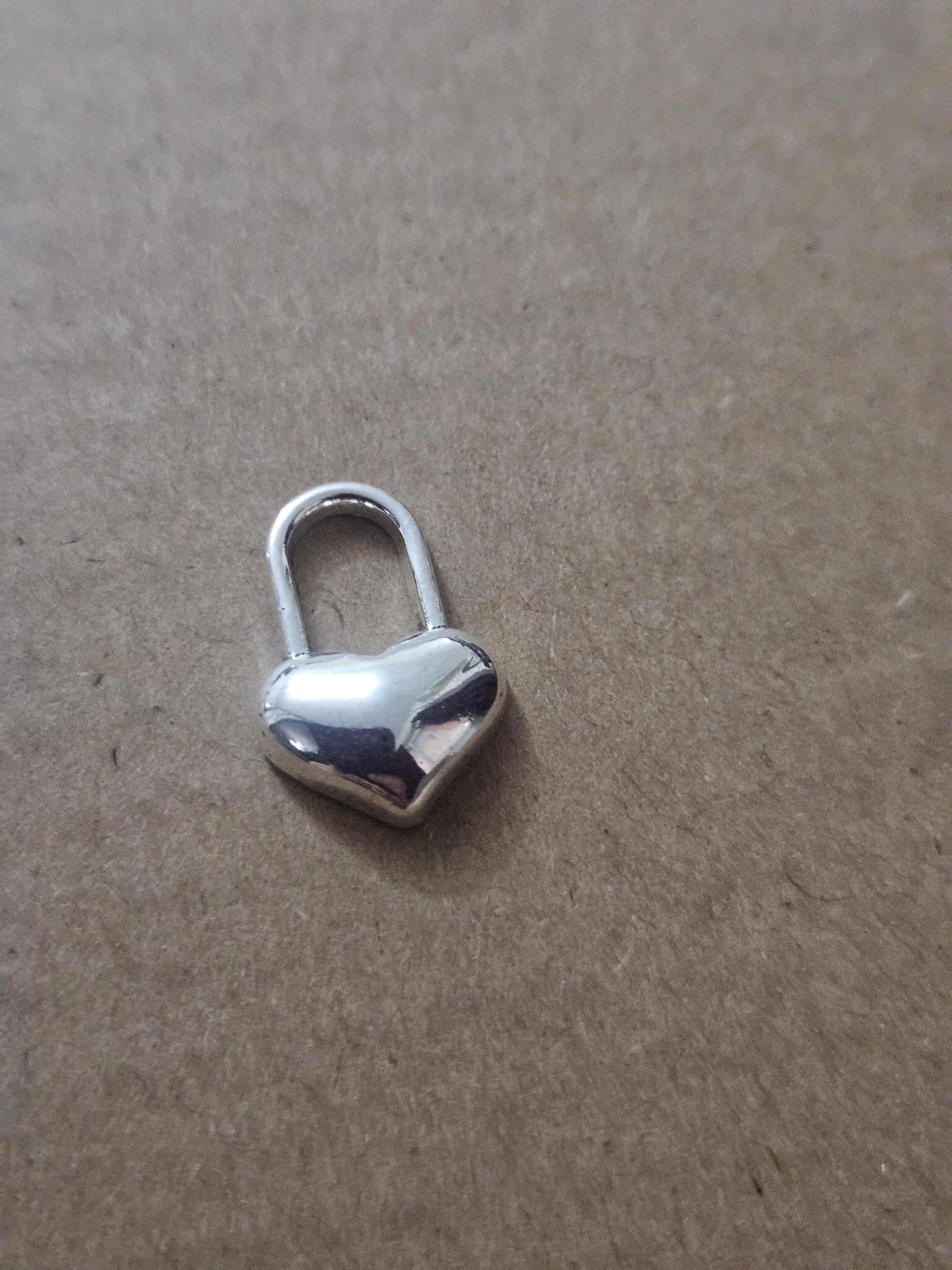 Metal Charms - ♡