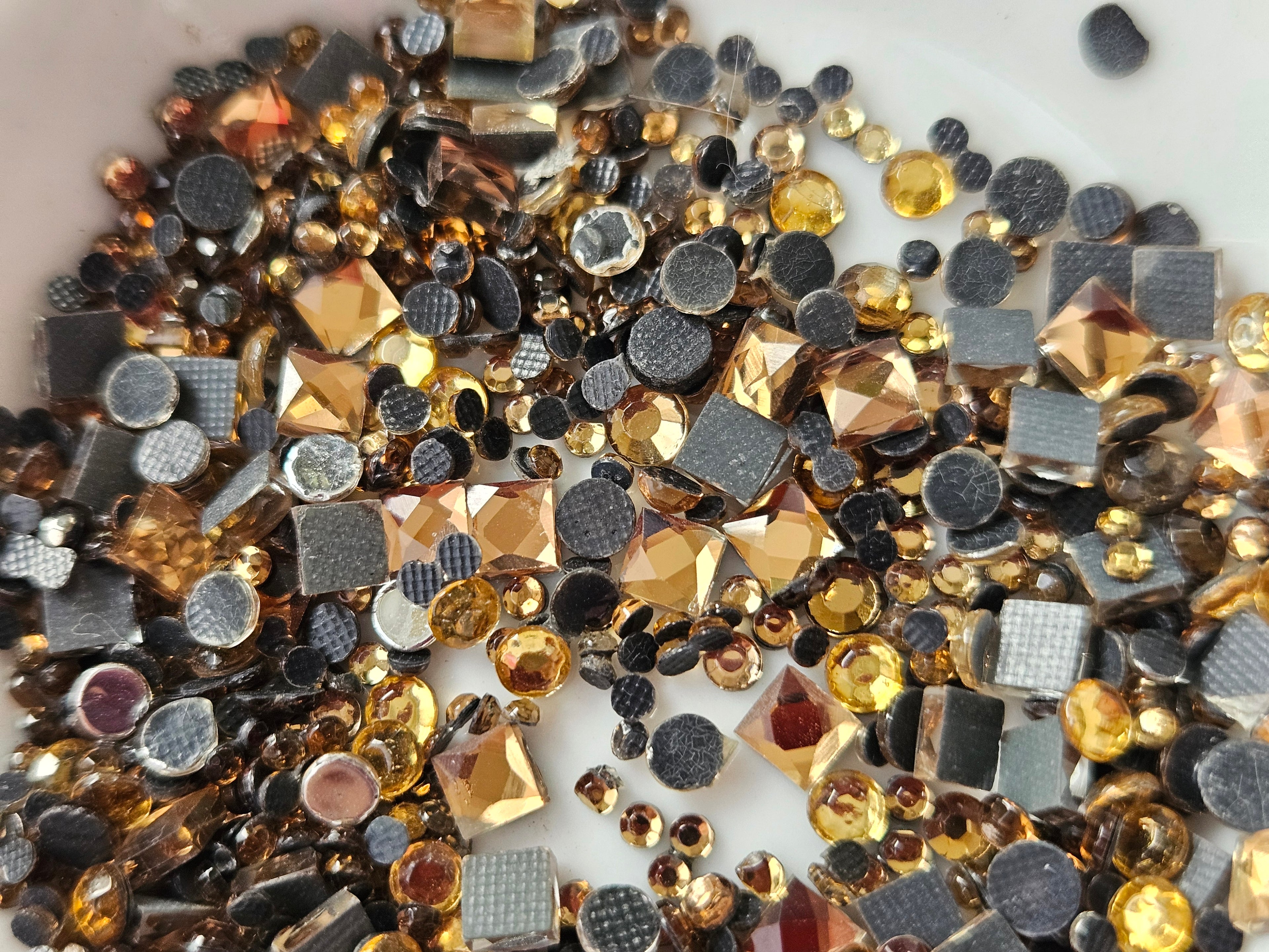 Beadzazzling glass stones pt2