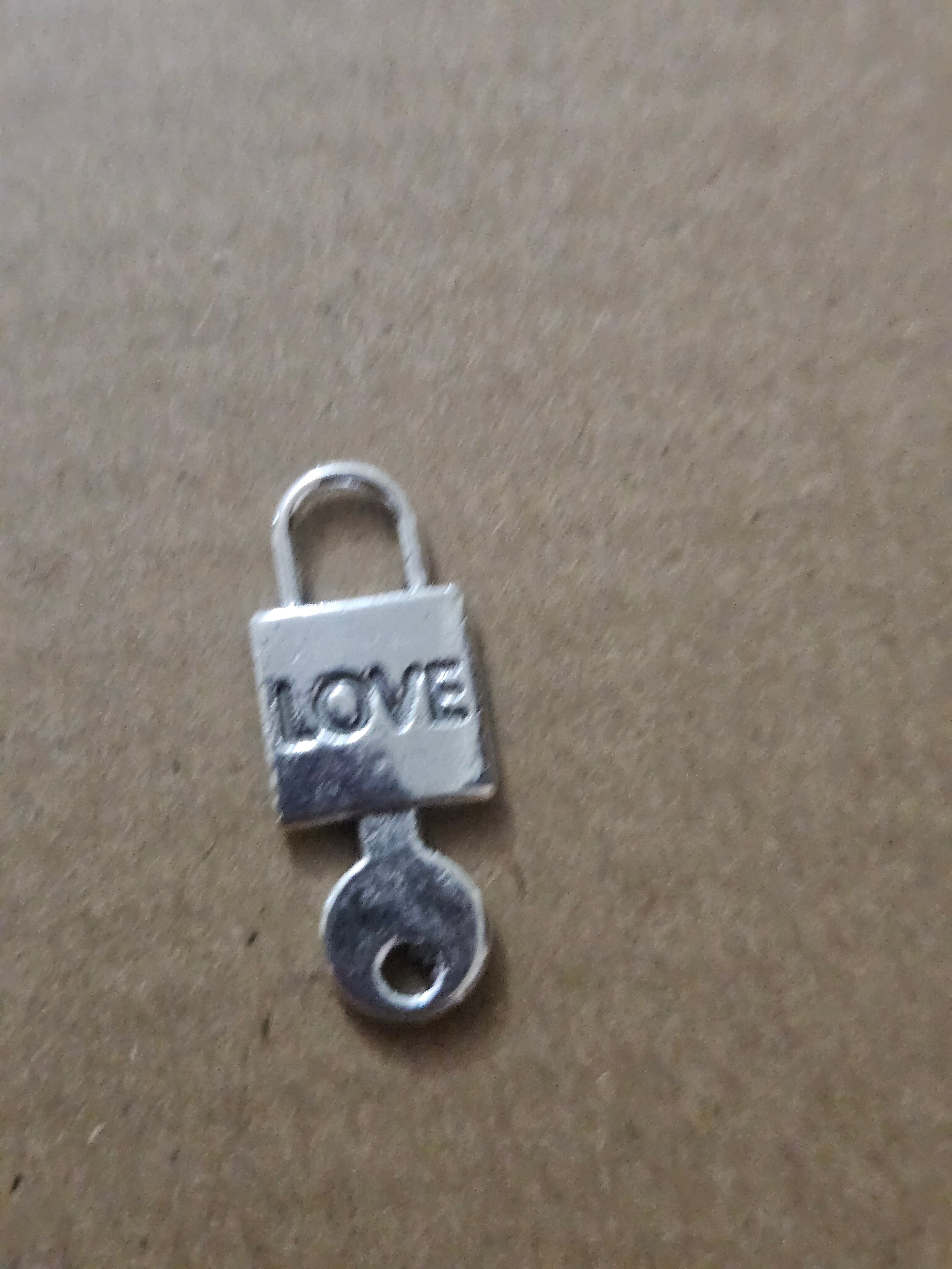 Metal Charms - ♡