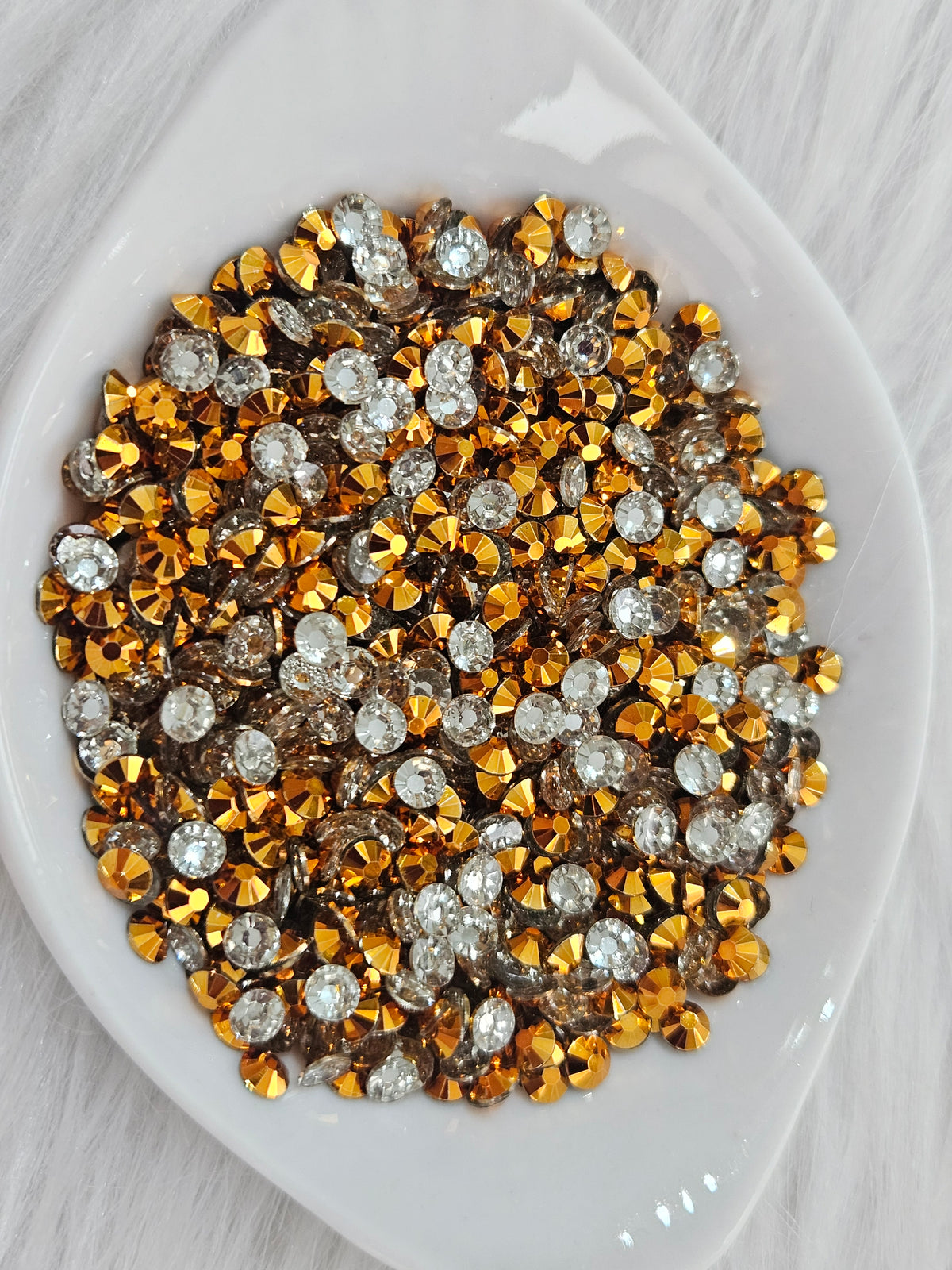 Gold colors ١٥جرام