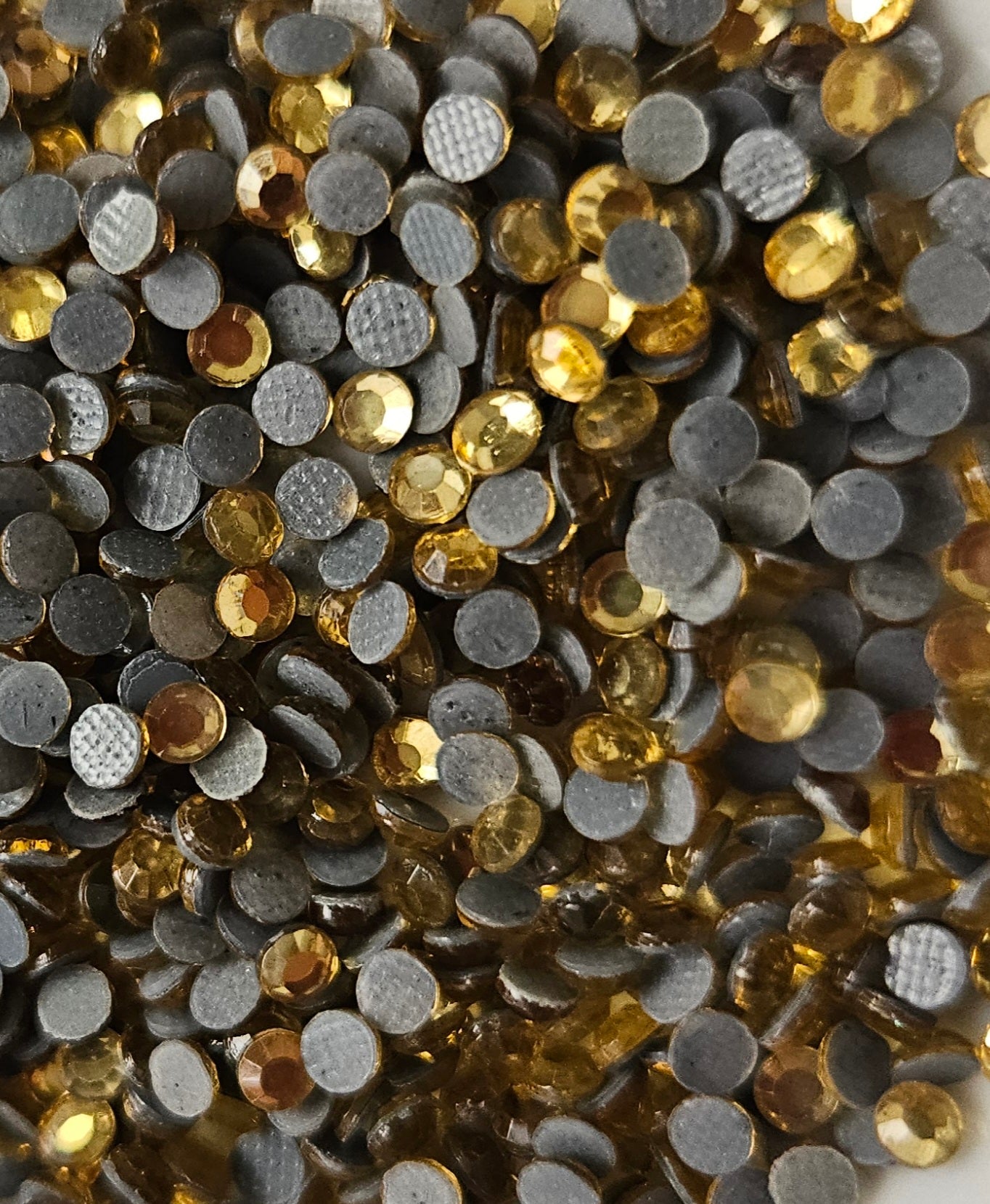 Glass stones -beadzazzling