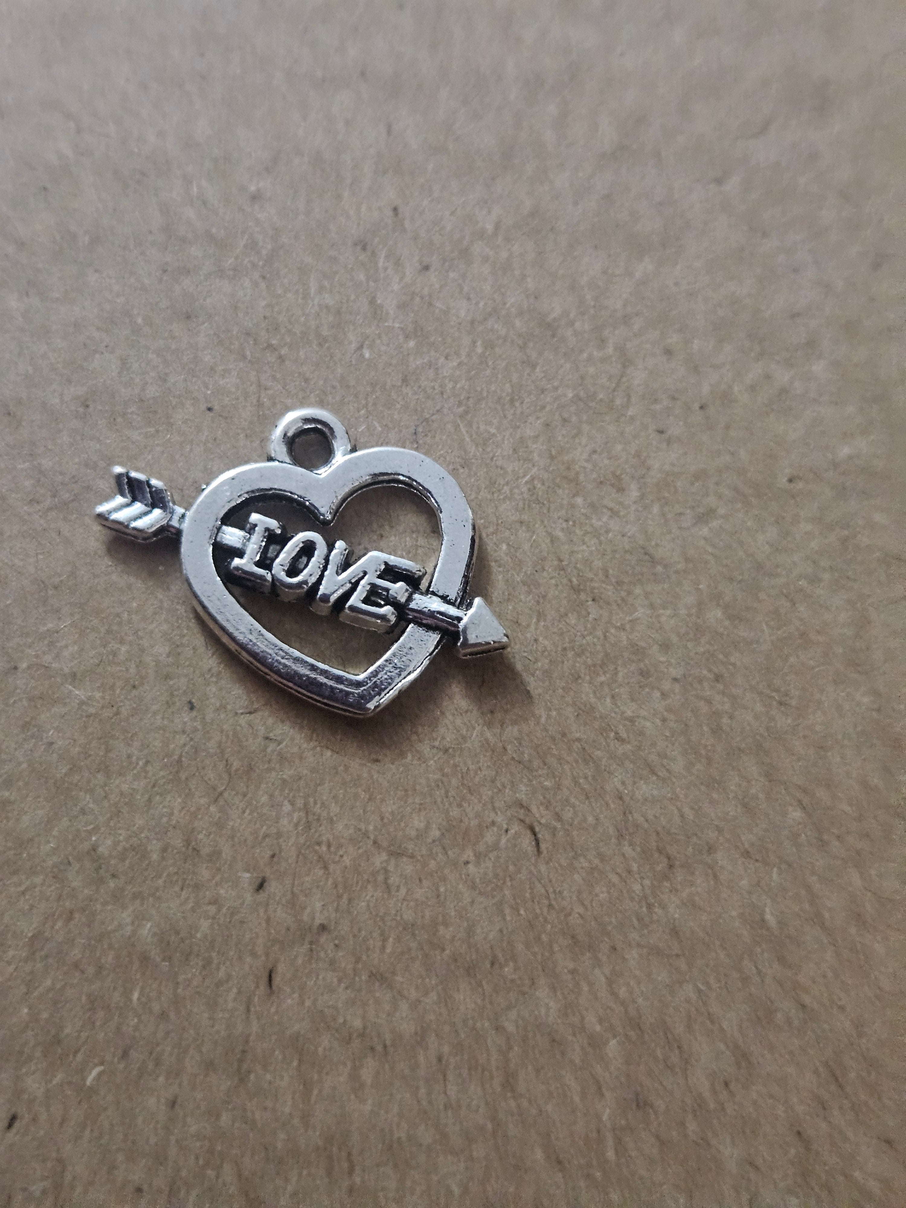 Metal Charms - ♡