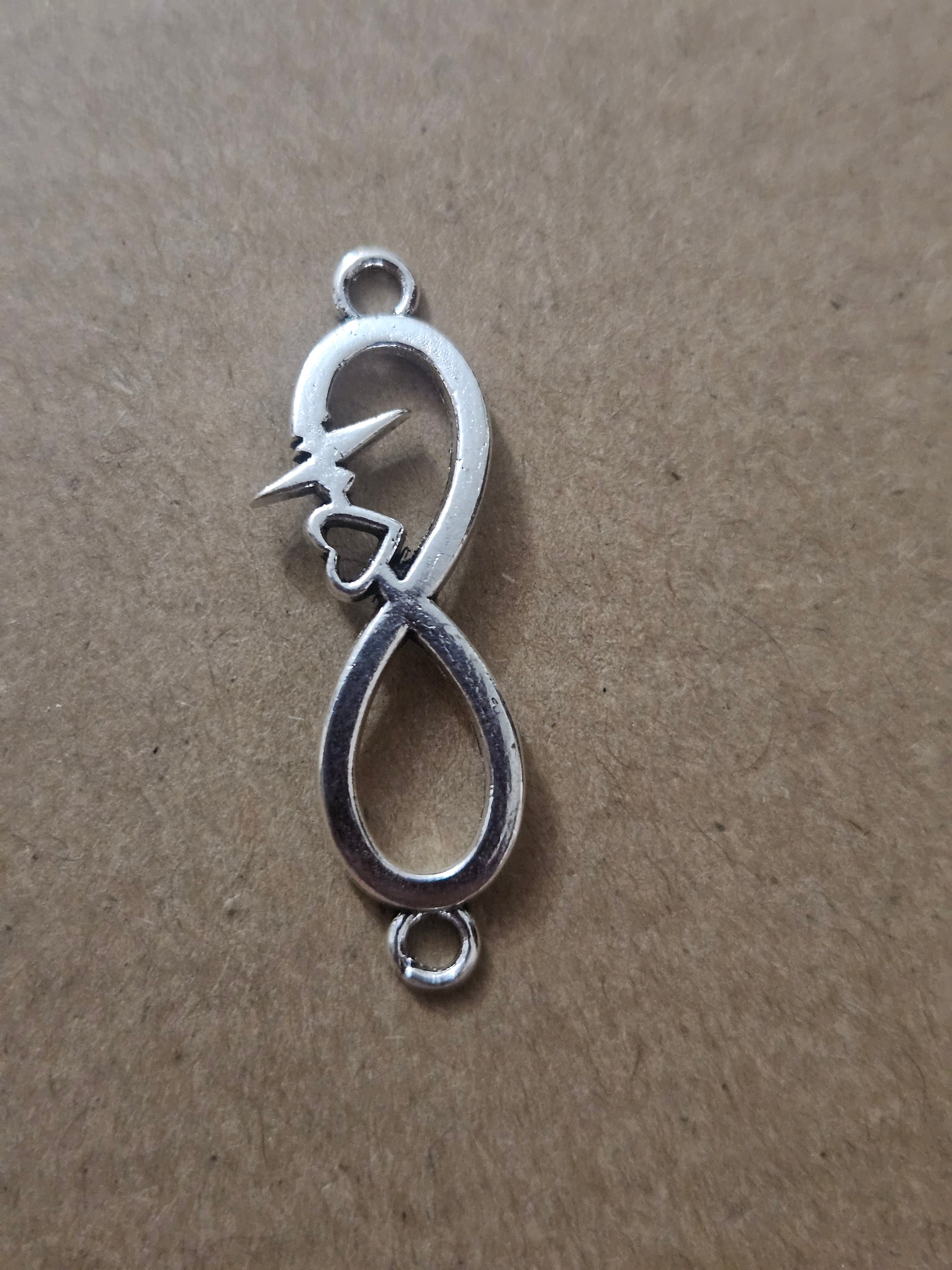 Metal Charms- Mix دليات اشكال مكس