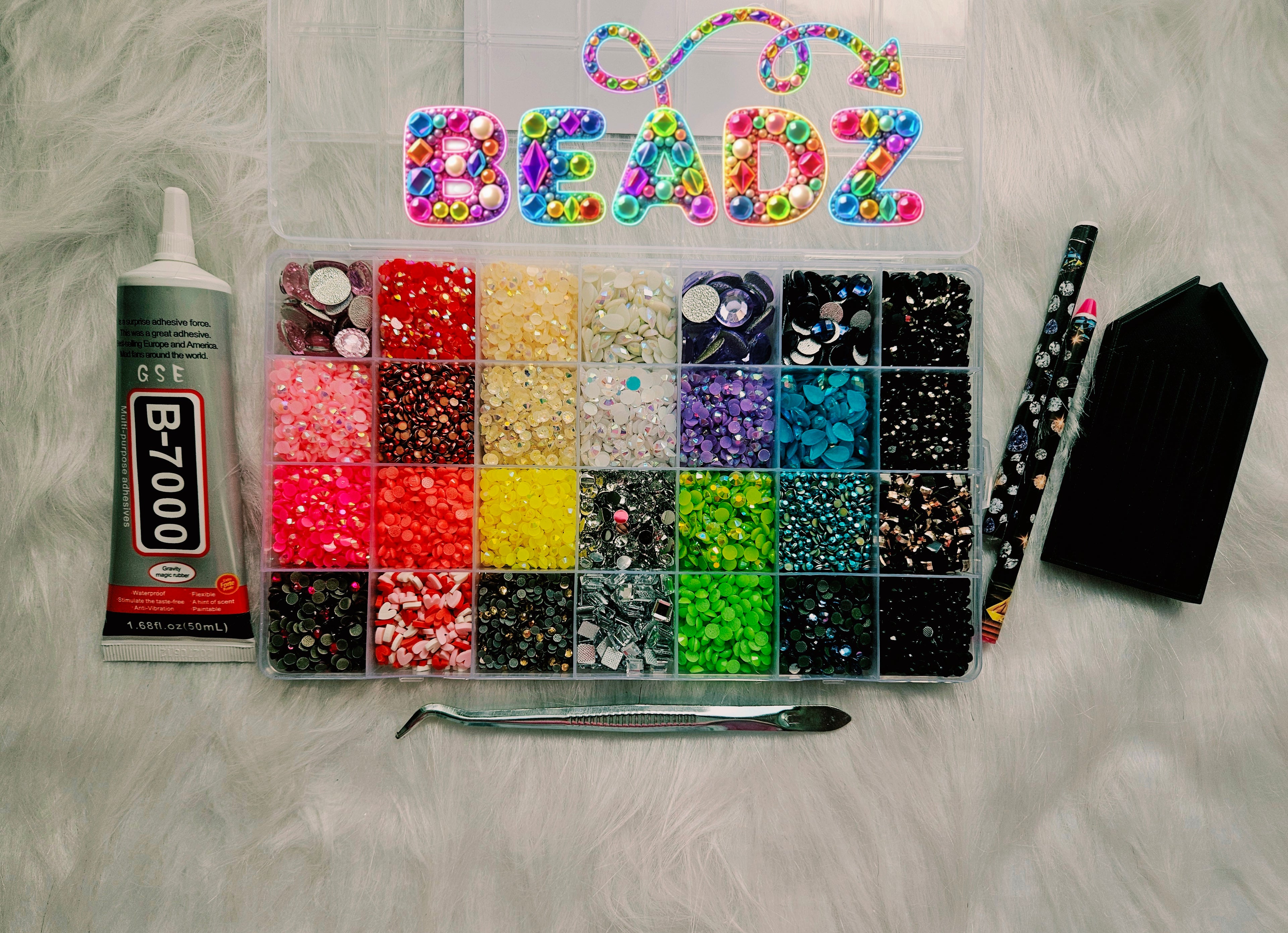 Beadzazzling- 28 Classic box (New)